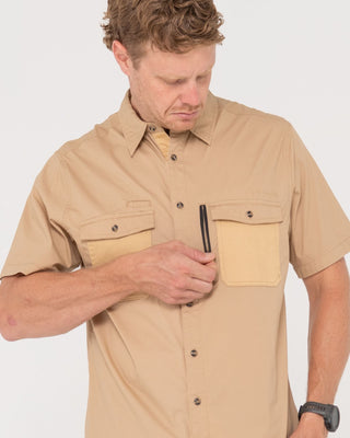 Man wearing Pressure Short Sleeve Shirt in Khaki