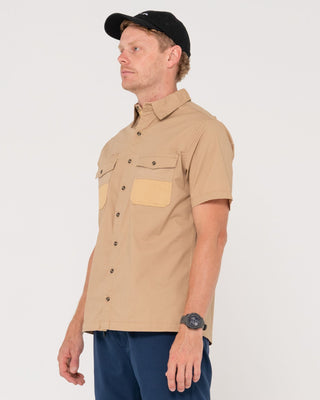 Man wearing Grindstones Short Sleeve Shirt in Khaki