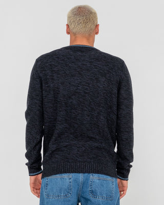 Man wearing Skyliner Tipped Crew in Carbon