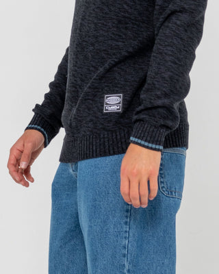 Man wearing Skyliner Tipped Crew in Carbon