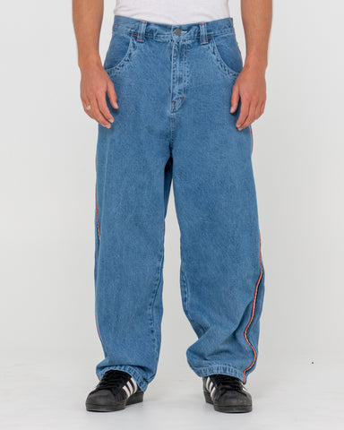 Man wearing Flip Daddy 2.0 Jean - Middy Blue in Blue