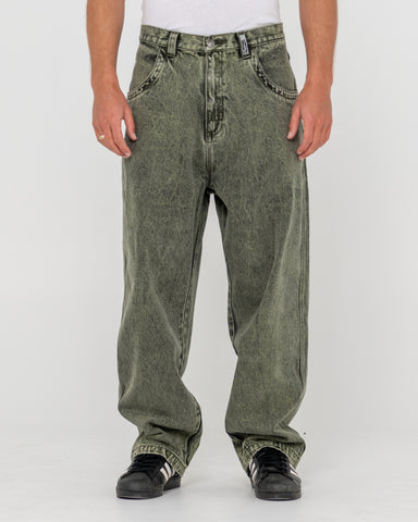 Man wearing R Dot Baggy Jean in Green