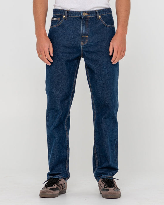 man-wearing-steven-straight-jean-indigo-in-indigo