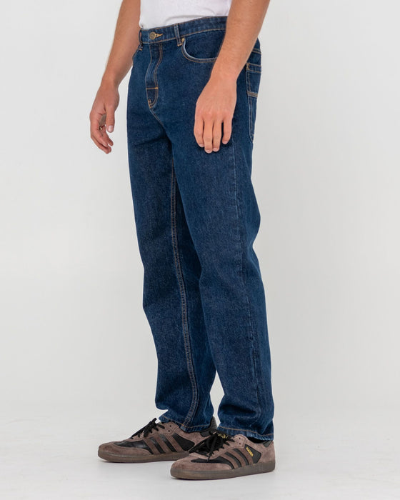 man-wearing-steven-straight-jean-indigo-in-indigo