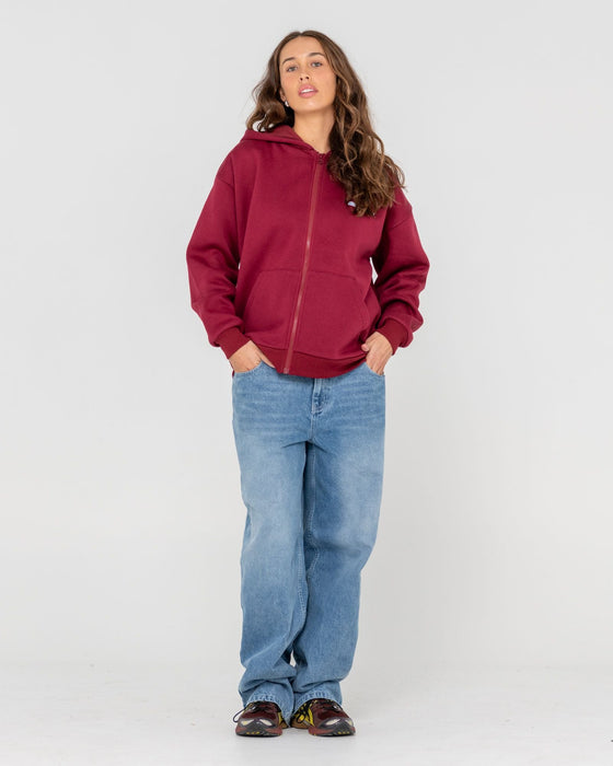 woman-wearing-flip-mommy-oversize-zip-hooded-fleece-in-rhubarb