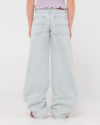 Girl wearing Lucy Loose Low Rise Jean Girls in Sky Blue Heather