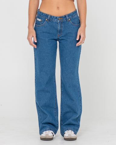 Woman wearing Suzy Straight Low Rise Jean in Blue