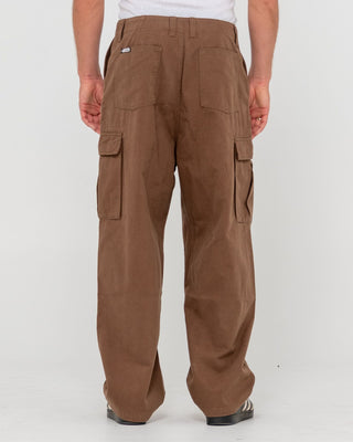 Man wearing Commando Cargo Pant in Chocolate
