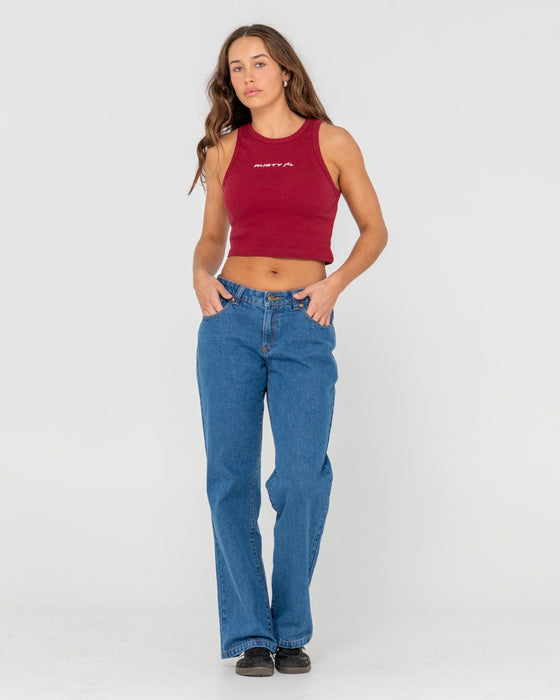 woman-wearing-essentials-ribbed-skimmer-length-tank-in-rhubarb