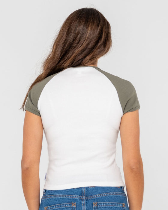 woman-wearing-r2k-raglan-skimmer-tee-in-white