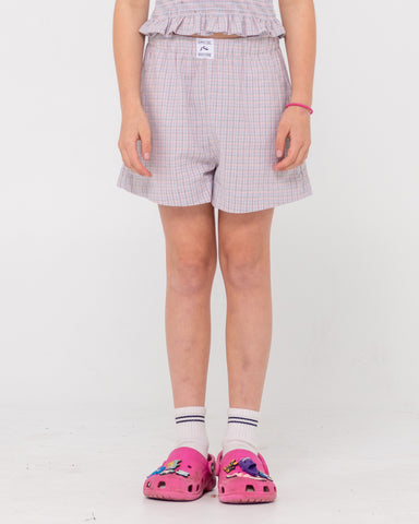 Girl wearing Pinky Elastic Waist Short in Pink