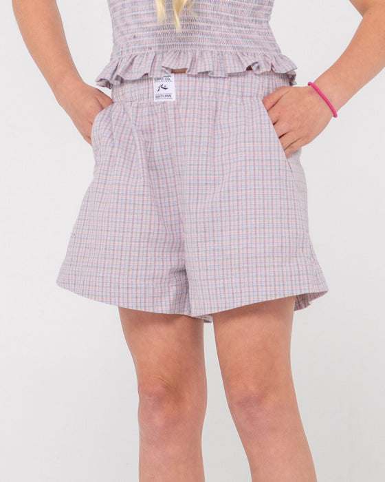 girl-wearing-pinky-elastic-waist-short-in-soft-orchid