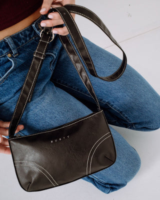 Womens Mallory Side Bag in Black