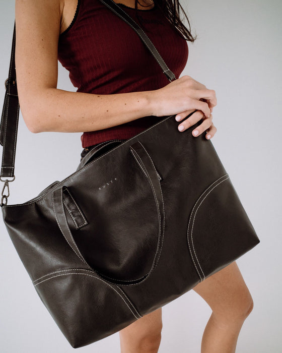 womens-mallory-tote-bag-in-black