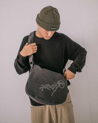 Mens Hoodus Messenger Bag in Washed Black