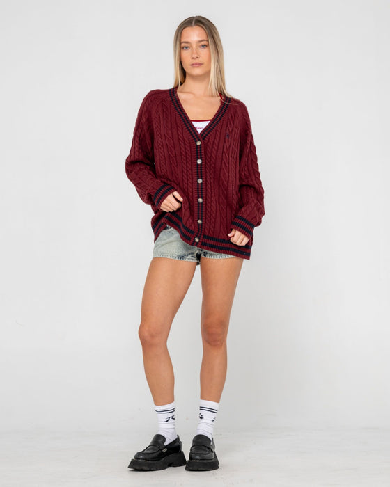 woman-wearing-croyden-oversized-cardigan-in-burgundy-black