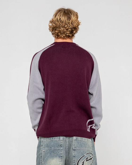 man-wearing-roll-safe-boxy-knitted-crew-in-burgundy