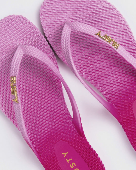 womens-palm-springs-thong-in-fondant-pink-fuchsia-pink