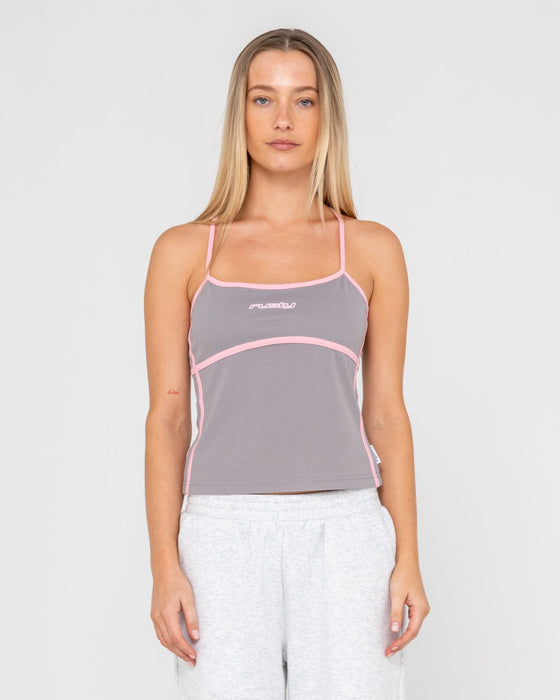 woman-wearing-freo-king-fitted-top-in-ultimate-grey