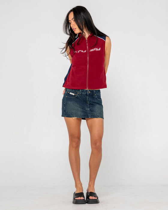 woman-wearing-mr-cool-polar-fleece-vest-in-red