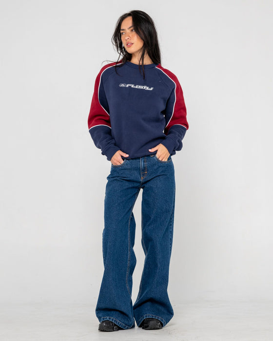woman-wearing-south-of-the-river-oversize-crew-fleece-in-navy-red