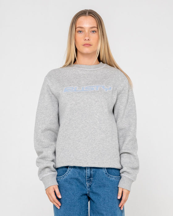 woman-wearing-r-essential-oversized-crew-fleece-in-grey-marle