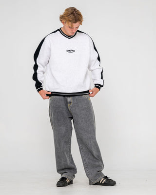 Man wearing Vengeance V Neck Fleece in Ecru Marle