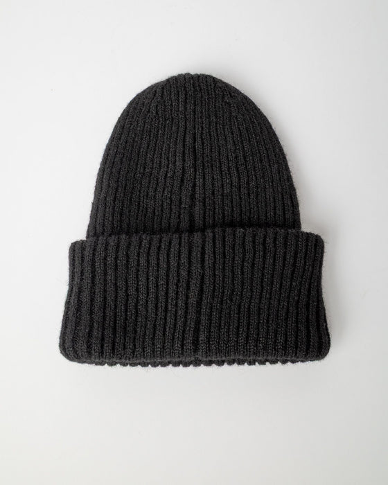 womens-roxanne-beanie-in-black
