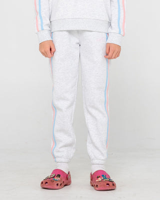 Girl wearing Girls Team Varsity Cuff Jogger in Ecru Marle
