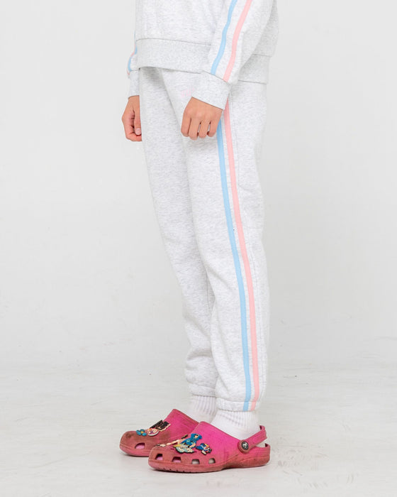 girl-wearing-girls-team-varsity-cuff-jogger-in-ecru-marle