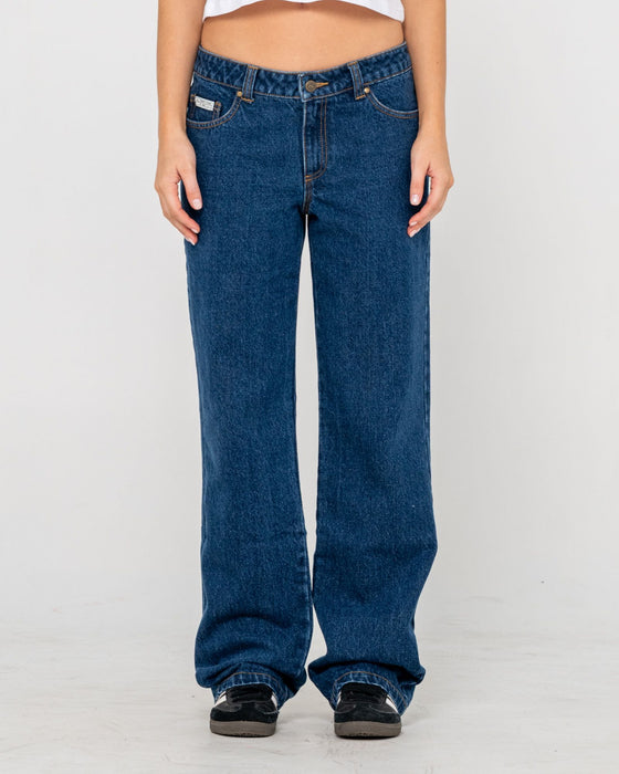 woman-wearing-suzy-straight-low-rise-jean-in-deep-sea-blue