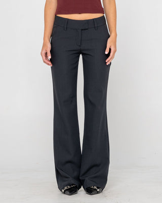 Woman wearing Finance Mummy Low Rise Suit Pant in Black