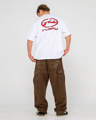 Man wearing Grizzly Baggy Cargo Pant in Pinecone