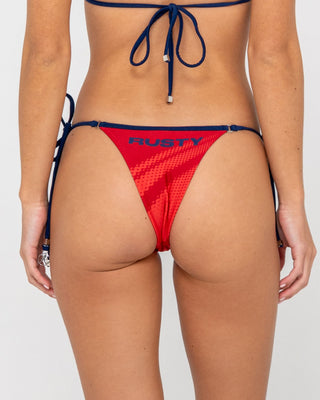 Woman wearing Eighty Five Cheeky Bikini Bottom in Red