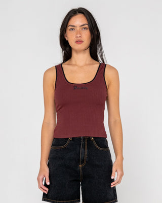 Woman wearing Cassian Ribbed Scoop Neck Singlet in Burgundy