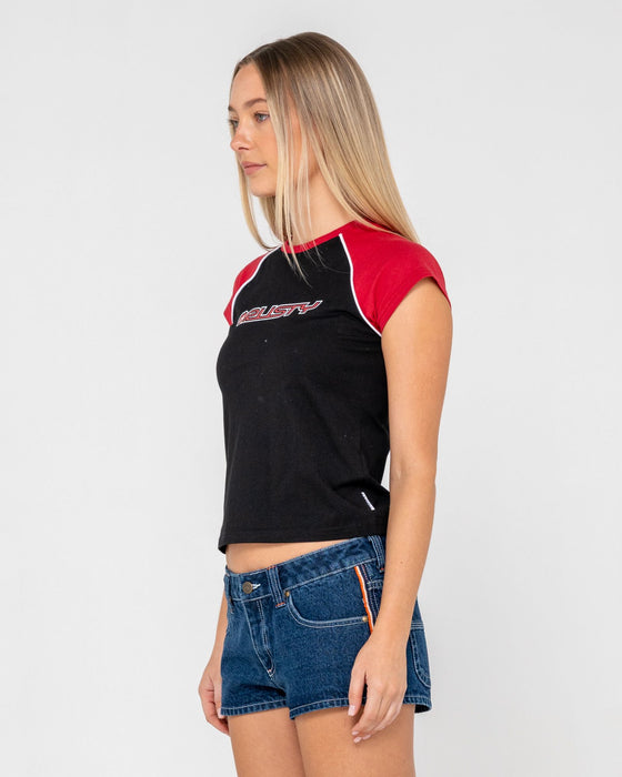 woman-wearing-archived-raglan-baby-tee-in-black