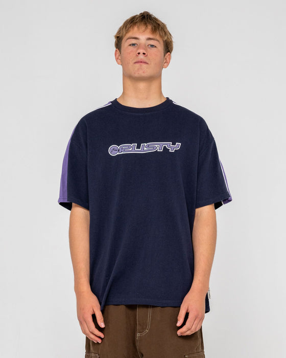 man-wearing-alonso-short-sleeve-tee-in-navy-blue-3