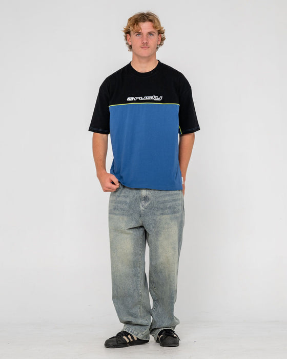 man-wearing-infinity-short-sleeve-tee-in-atlantic-blue