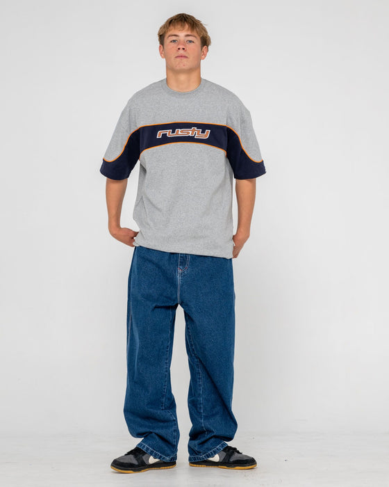 man-wearing-kinetic-short-sleeve-heavy-tee-in-grey-marle