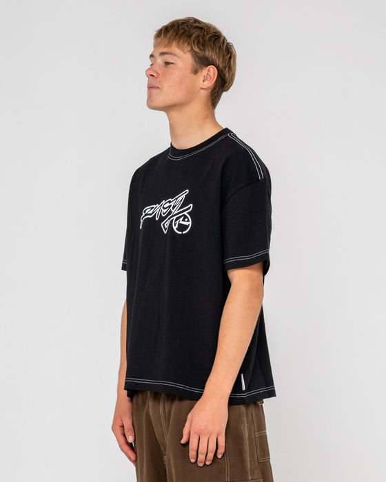 man-wearing-graf-r-short-sleeve-tee-in-black
