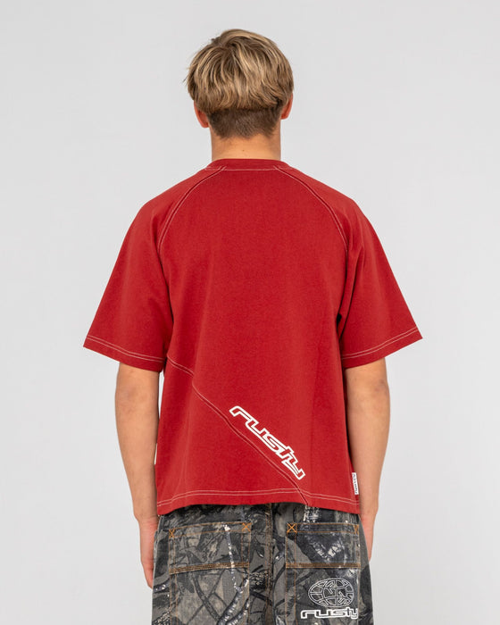 man-wearing-pablo-short-sleeve-heavy-tee-in-vintage-red