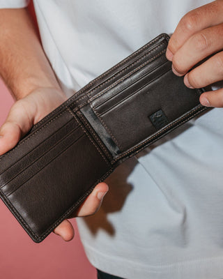 Mens High River 2 Leather Wallet in Coffee