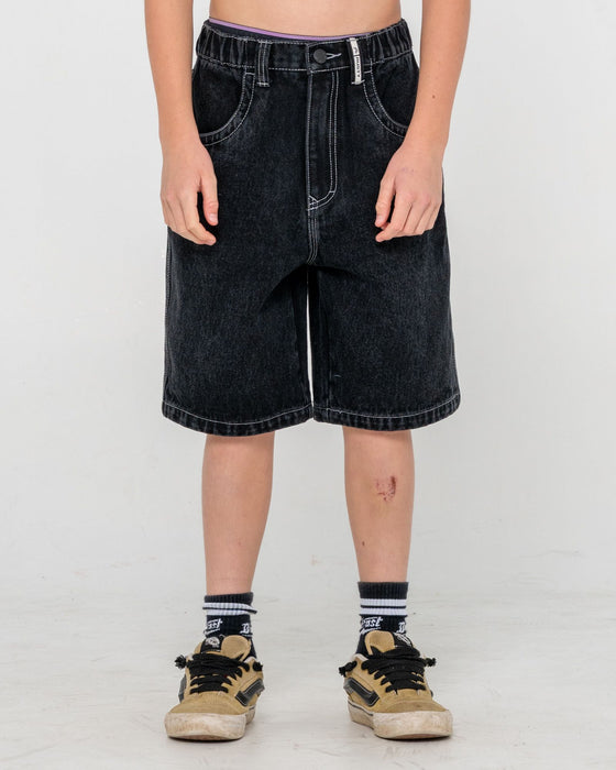 boy-wearing-dr-dot-baggy-jort-boys-in-black-out