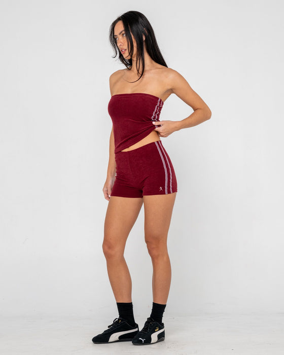 woman-wearing-lamar-towelling-booty-short-in-burgundy