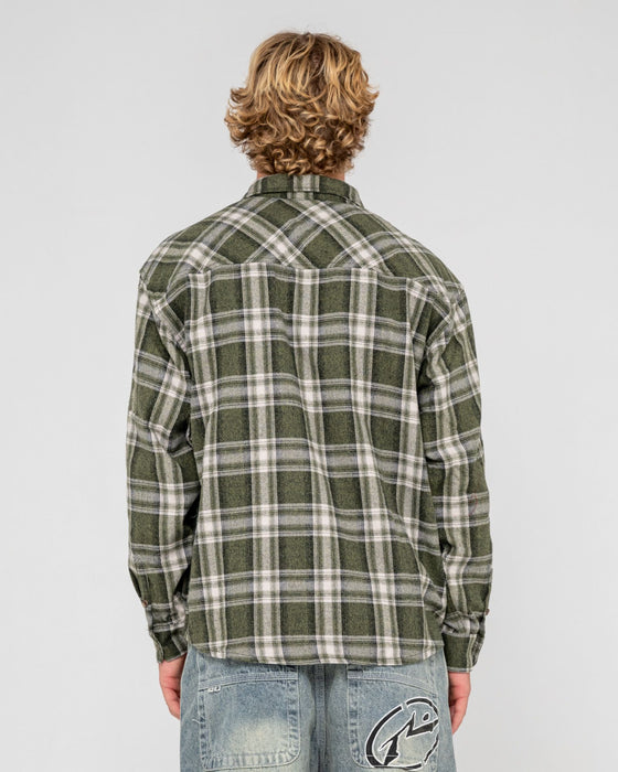 man-wearing-cobra-flannel-long-sleeve-shirt-in-army-green