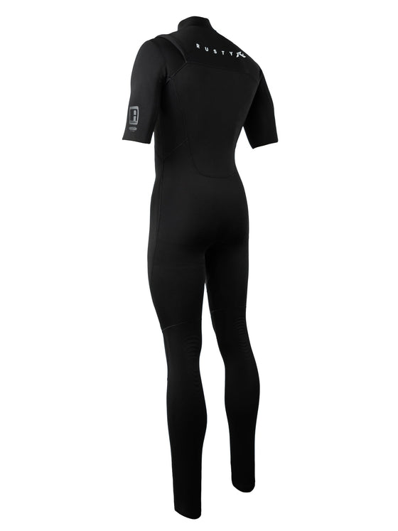 man-wearing-wearing-a-series-ecoprene-2-chest-zip-short-sleeve-wetsuit-in-black