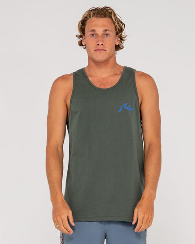 Man wearing Competition Tank in Shadow Army/cobalt B