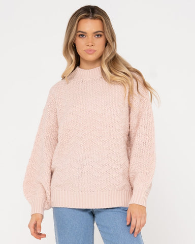 Woman wearing Loulou Crew Knit in Pink Clay