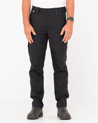 Man wearing Tr245 9 Pocket Stretch Work Pant in Black