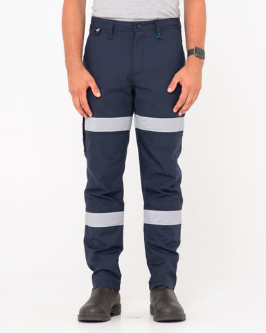 Man wearing Tr245r 9 Pocket Stretch Pant Reflect in True Navy